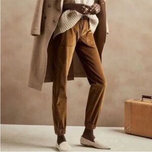 Banana Republic corduroy  Jogger Pants in Warm Camel